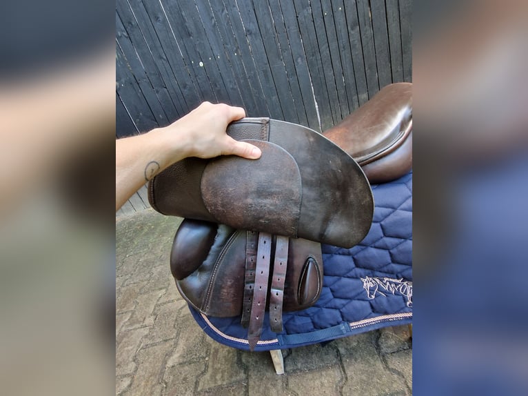 Höpfner springsattel 17 zoll mittlere kammer braun