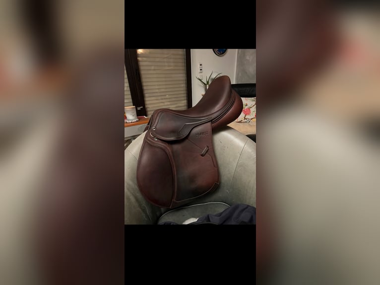 HUBER Springsattel (wie Amerigo, Ikonic, CWD…) braun 17,5“