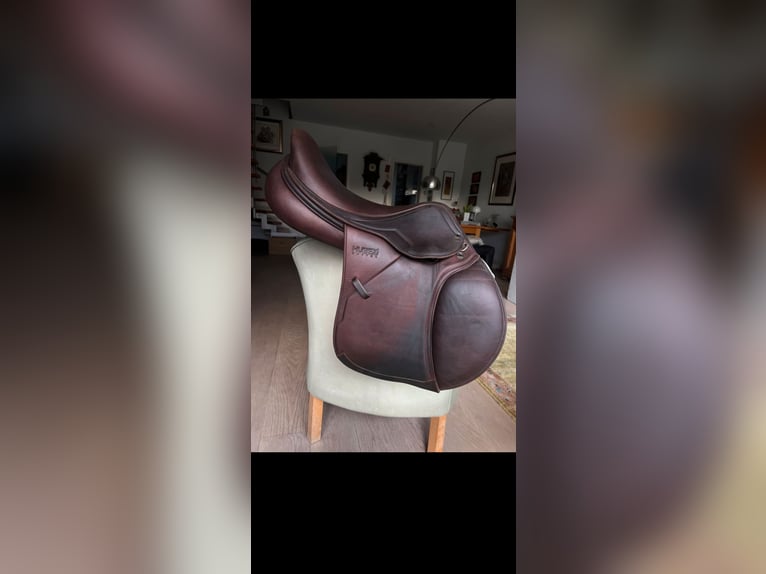 HUBER Springsattel (wie Amerigo, Ikonic, CWD…) braun 17,5“