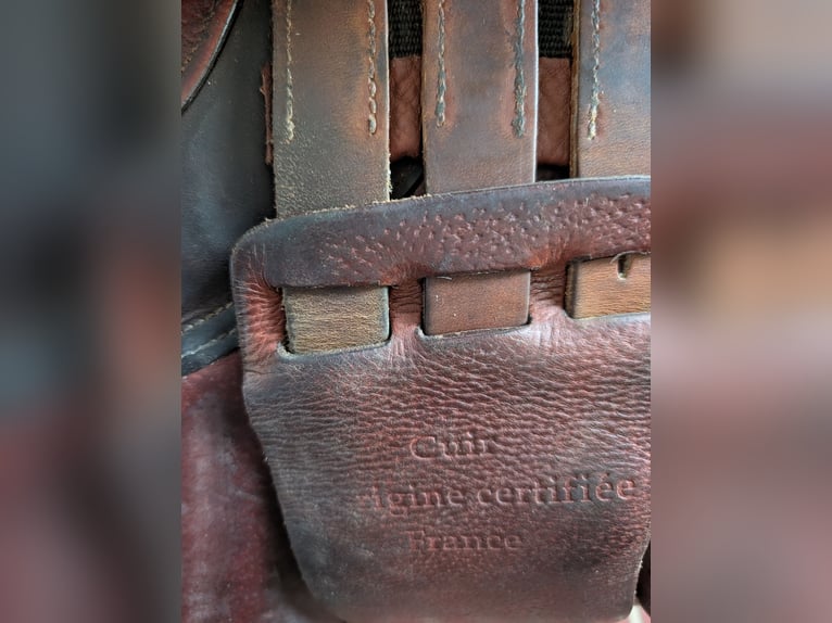 Ionic Springsattel 18 mit sehr weichem Leder in einem tollen Farbton