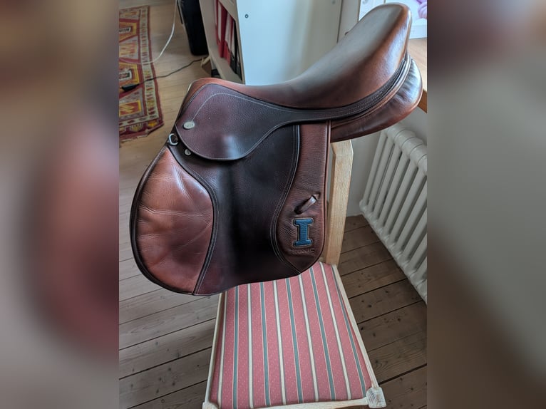 Ionic Springsattel 18 mit sehr weichem Leder in einem tollen Farbton