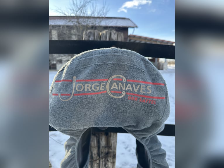 Jorge Canaves Noble Springsattel