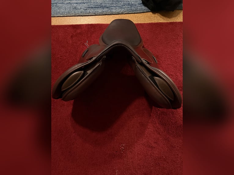 Kavalkade Springsattel Cato Braun 17Zoll
