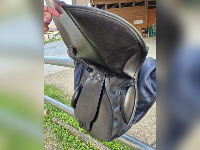 Kentaur Springsattel Charon