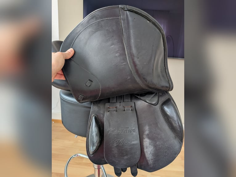 Kentaur Titan III Springsattel Carbon