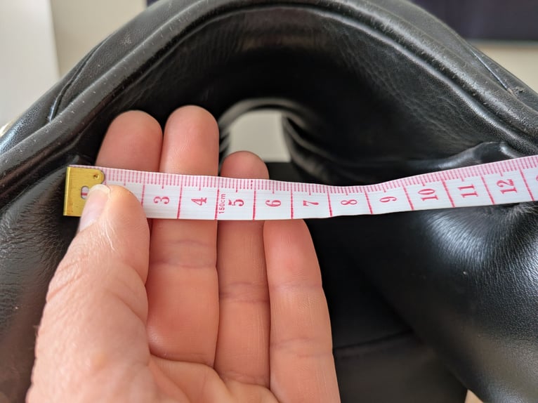 Kentaur Titan III Springsattel Carbon