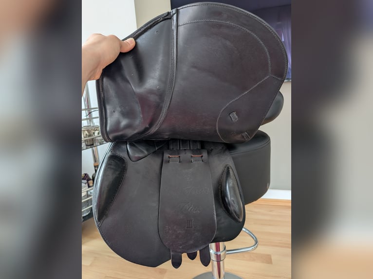 Kentaur Titan III Springsattel Carbon