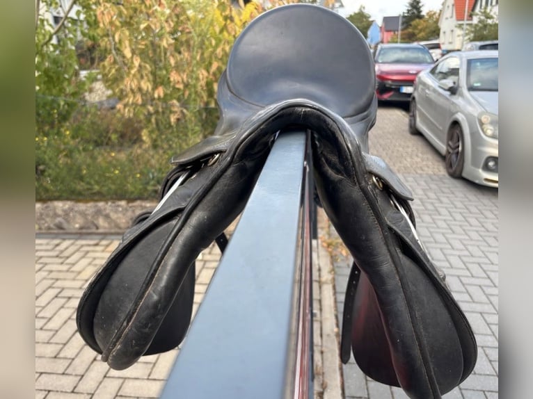 Kiefer München Springsattel 17,5 Zoll