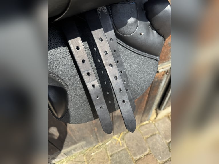 NEUER!! Stübben Springsattel Portos Elite