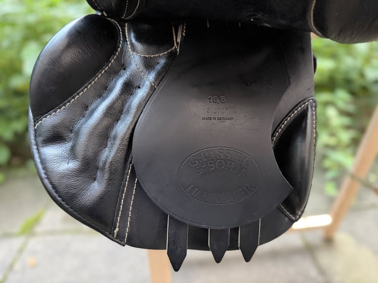 PASSIER Ingrid Klimke 16.5 Zoll Kopfeisenbreite 27,5cm Braun Springsattel