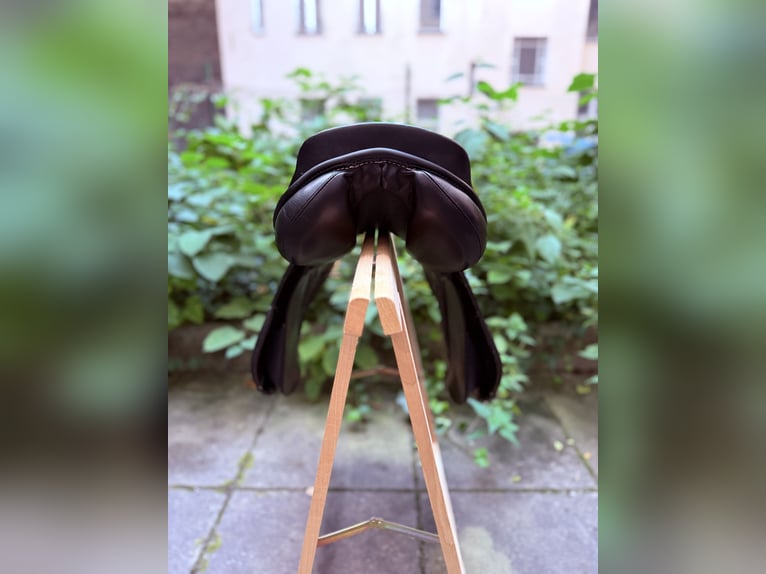 PASSIER Ingrid Klimke 16.5 Zoll Kopfeisenbreite 27,5cm Braun Springsattel