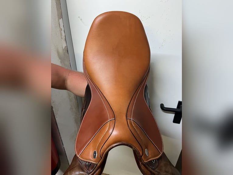 Prestige - Michel Robert Springsattel 