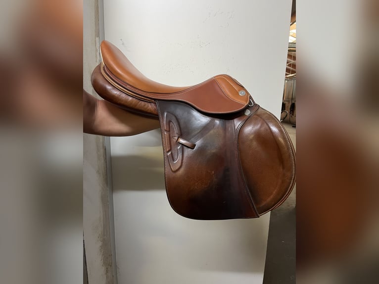 Prestige - Michel Robert Springsattel 