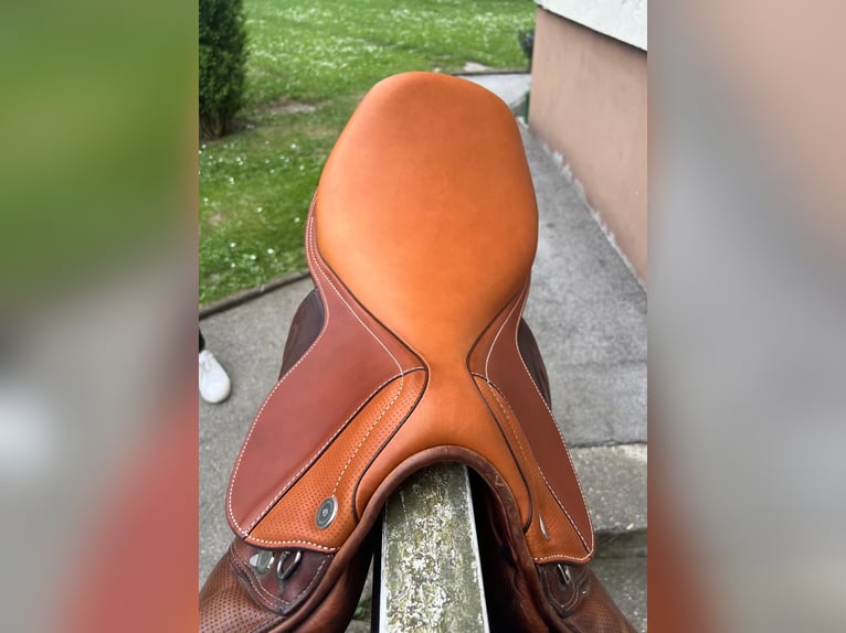 Prestige - Michel Robert Springsattel 