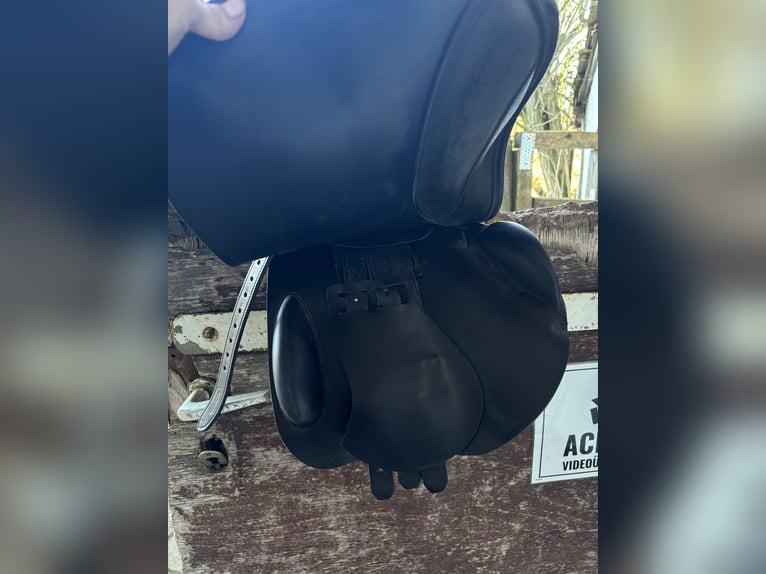 Prestige Springsattel 17/33