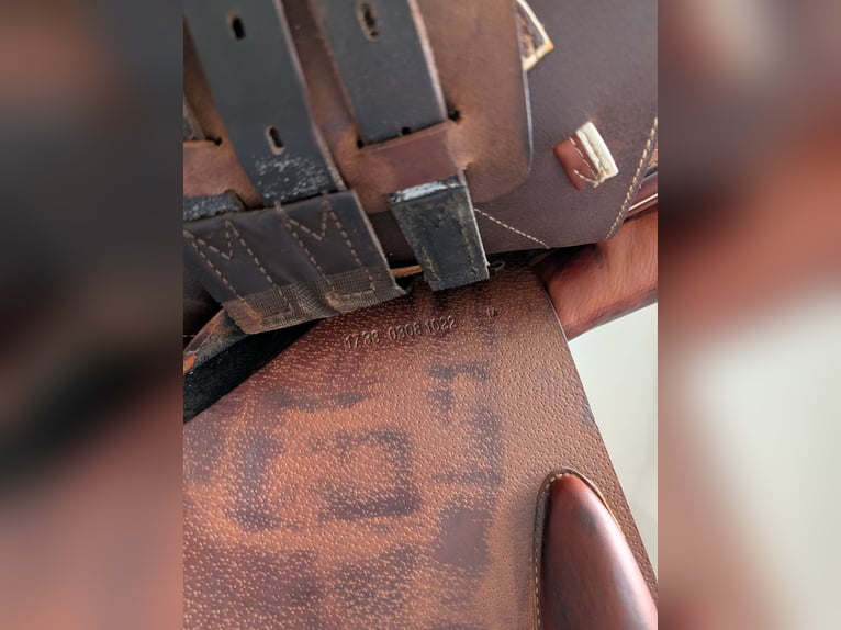 Prestige Springsattel Instinct CPS – 17/33 – Top Zustand!