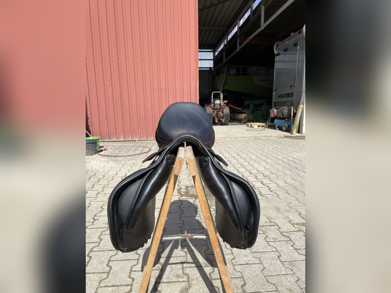 Prestige Springsattel Modell „Como“ – KW 34, 18 Zoll