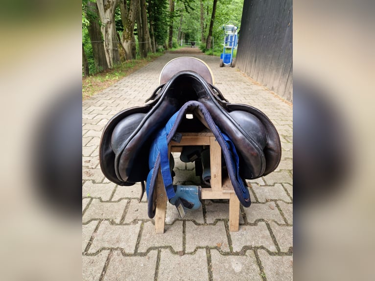 Prestige Venezia springsattel 17 zoll 32 er kammer braun 