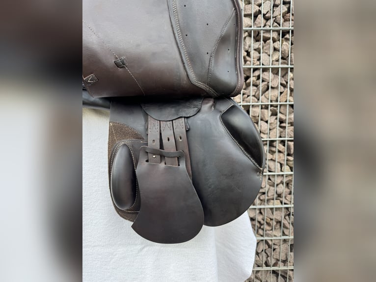 Prestige X Paris Springsattel – 17/32