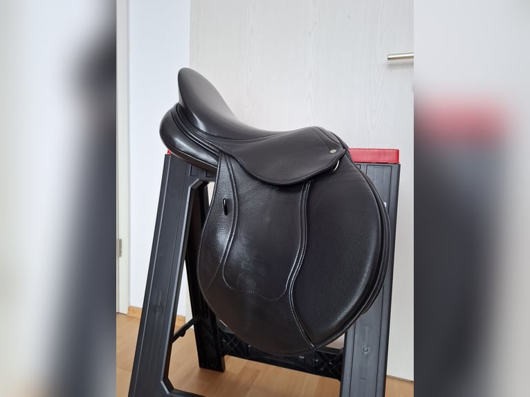 Schlese Springsattel "Jive", 17,5 Zoll, Top-Zustand + Zubehör