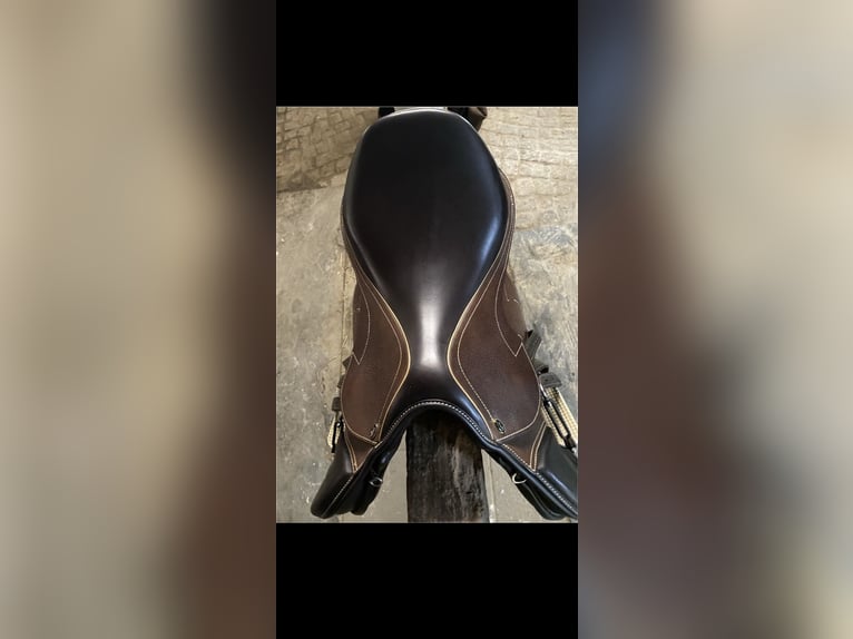 SeaBis Arona Pro Springsattel braun 
