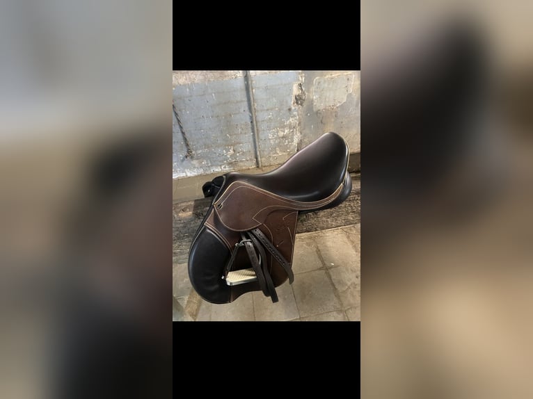 SeaBis Arona Pro Springsattel braun 