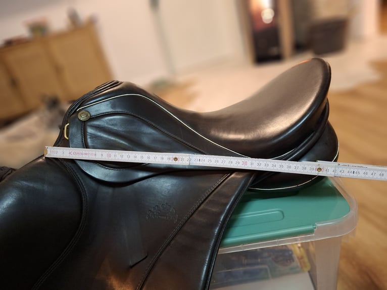 Sommer Diplomat 16,5" kurz Pony schwarz weiß 