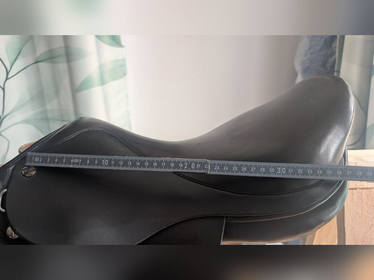 Spring Sattel Busse Brisbane 17 Zoll sehr guter gebrauchter Zustand