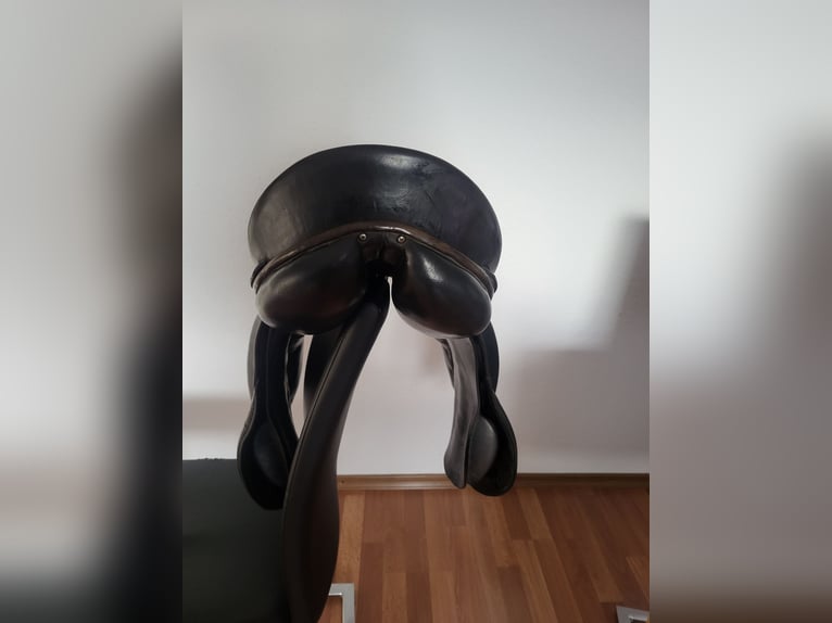 Spring Sattel Kieffer 16 1/2 Zoll Garmisch