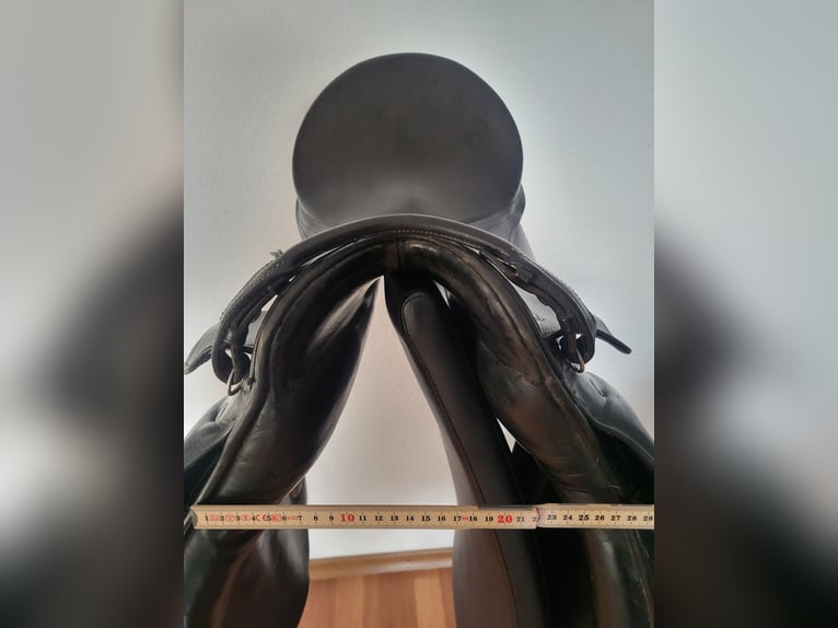 Spring Sattel Kieffer 16 1/2 Zoll Garmisch