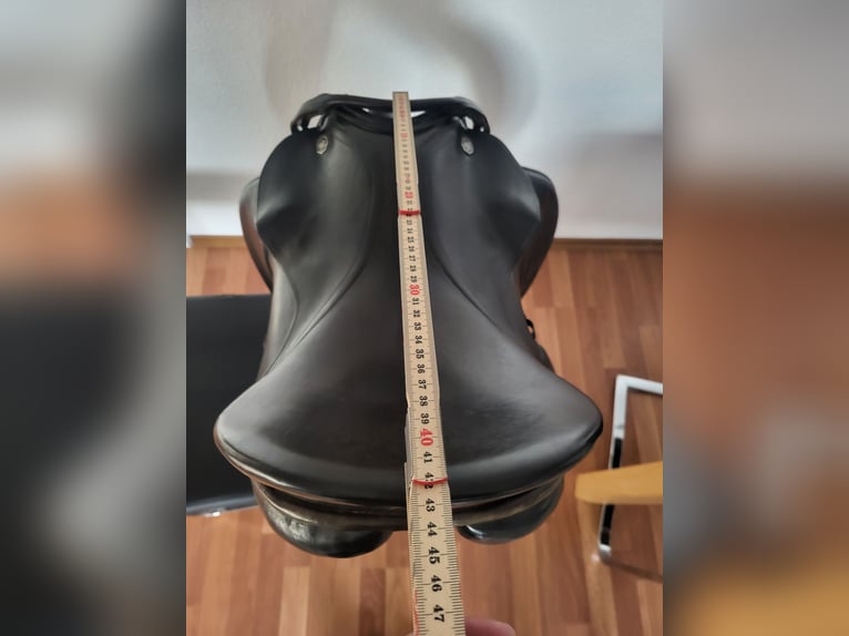 Spring Sattel Kieffer 16 1/2 Zoll Garmisch