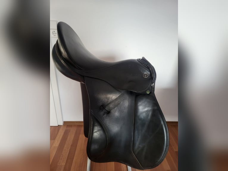 Spring Sattel Kieffer 16 1/2 Zoll Garmisch