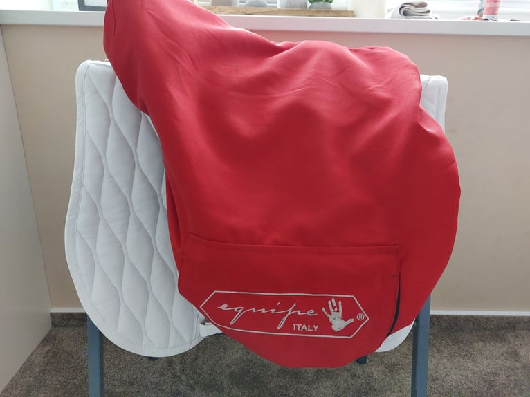 Springsattel 14,5 Zoll Equipe Rarity Grip Ponysattel TOP ZUSTAND 