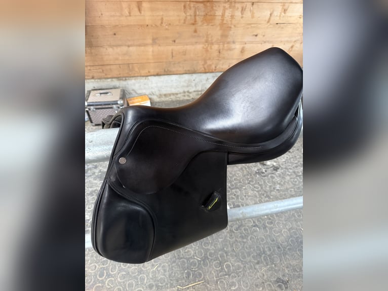 Springsattel Amerigo Vega 17 Zoll