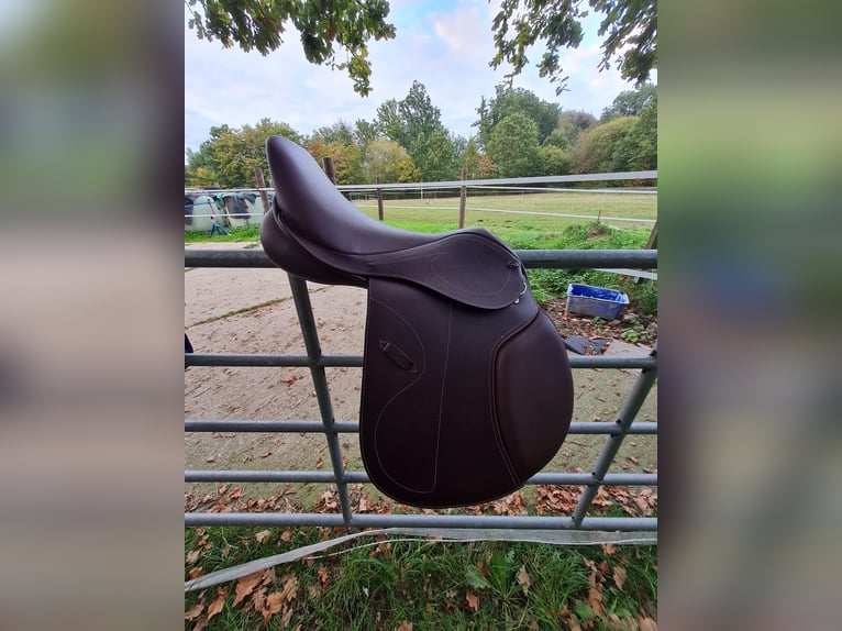 Springsattel Braun Neu 18 Zoll springpferd reiten