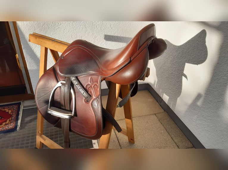 Springsattel braun von JH Reitsport