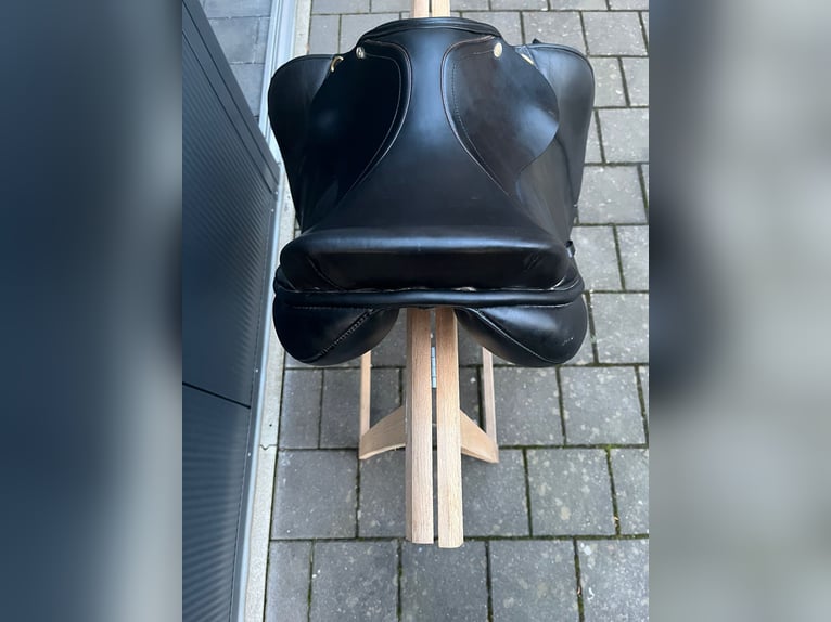 Springsattel HKM by Jorge Canaves