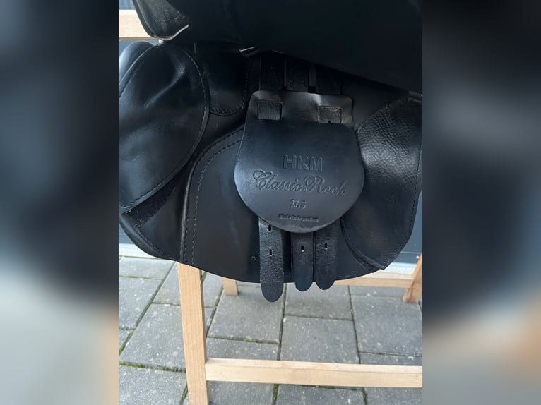 Springsattel HKM by Jorge Canaves