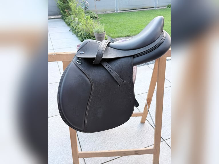 Springsattel Ikonic Classic Line 17“ dunkelbraun neuwertig