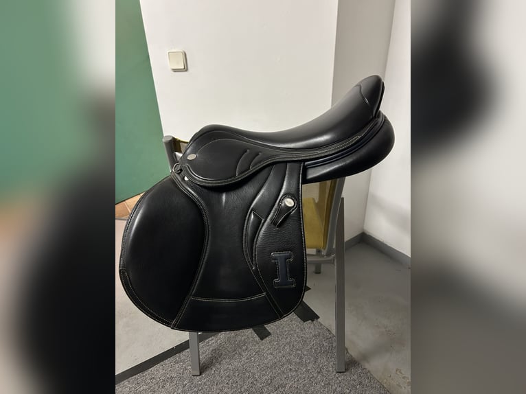 Springsattel Ikonic Elite 17 Zoll