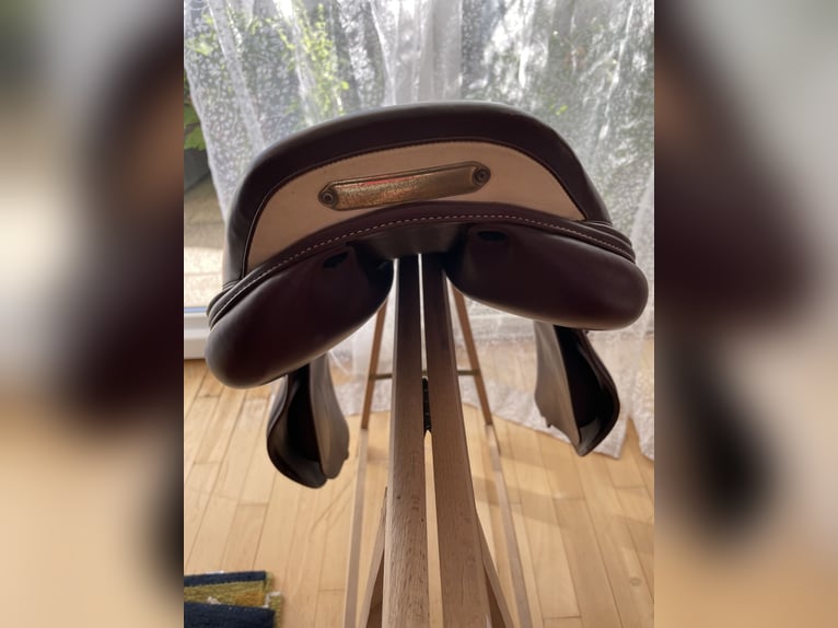Springsattel Prestige Paris in tabaco braun