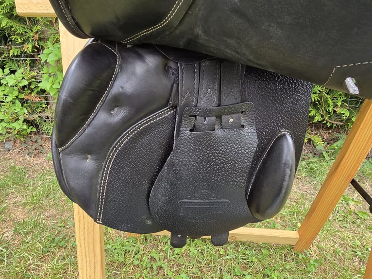 Springsattel Prestige Versailles 17 33 Sattel Schwarz