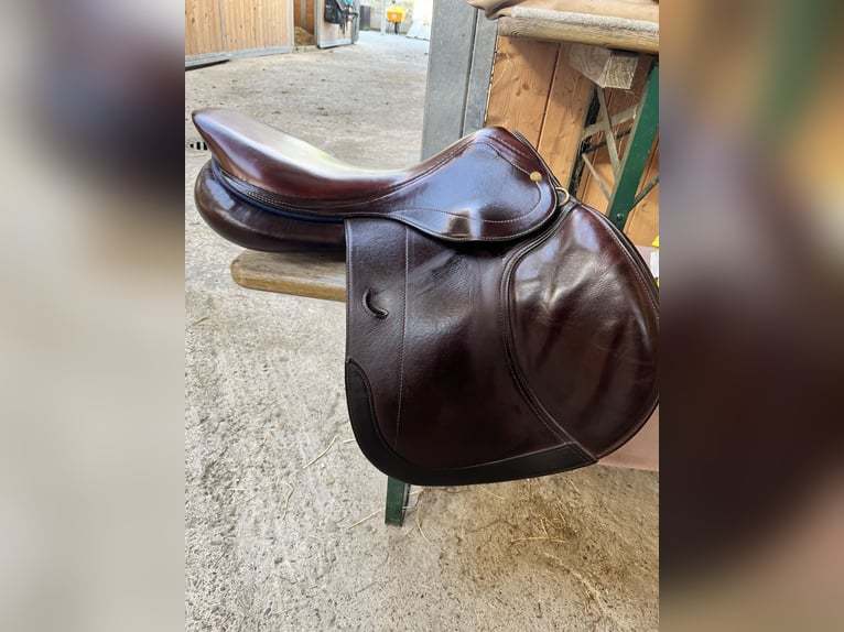 Springsattel-rotbraun