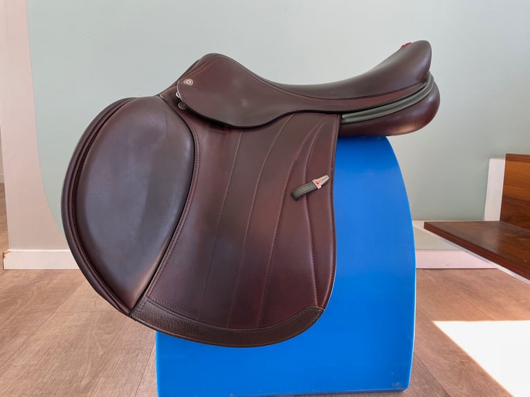 Springsattel Selleria Equipe EK 26 Spezial in braun, 17,5 Zoll