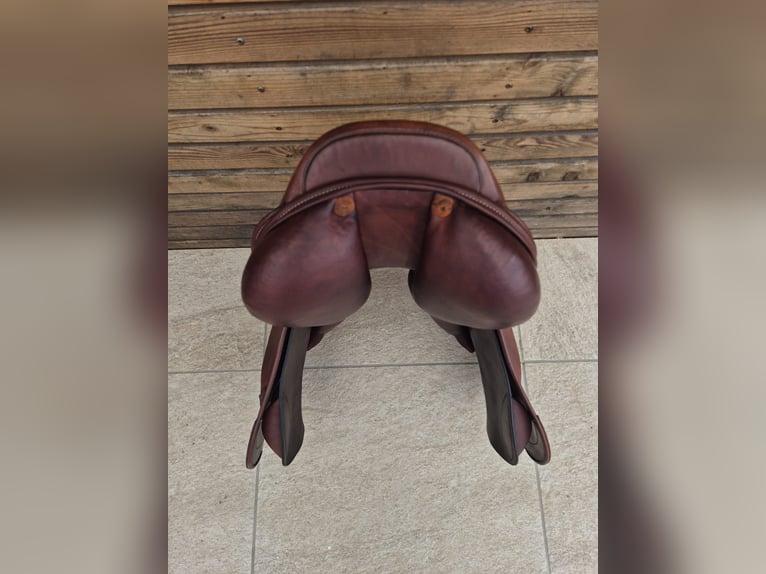 Springsattel Tech 1 by Erreplus, 17 Zoll