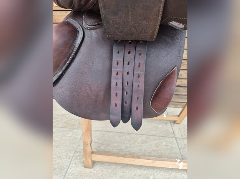 Springsattel Tech 1 by Erreplus, 17 Zoll