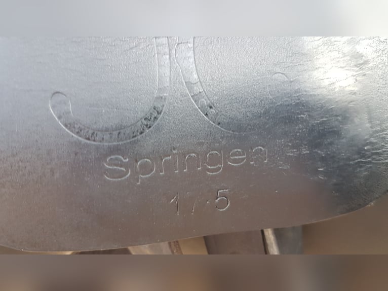 SPRINGSATTEL von Jorge Canaves