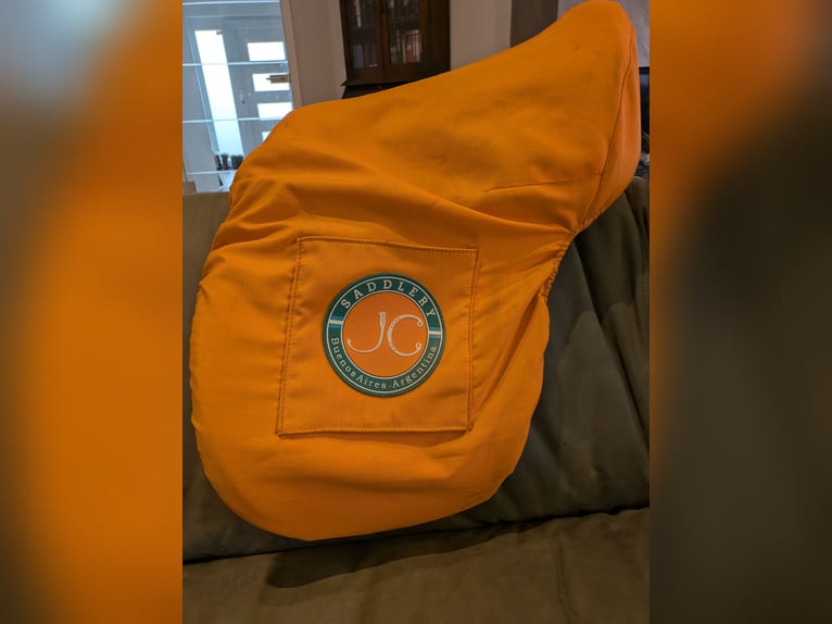 Springsattel von Jorge Canaves 