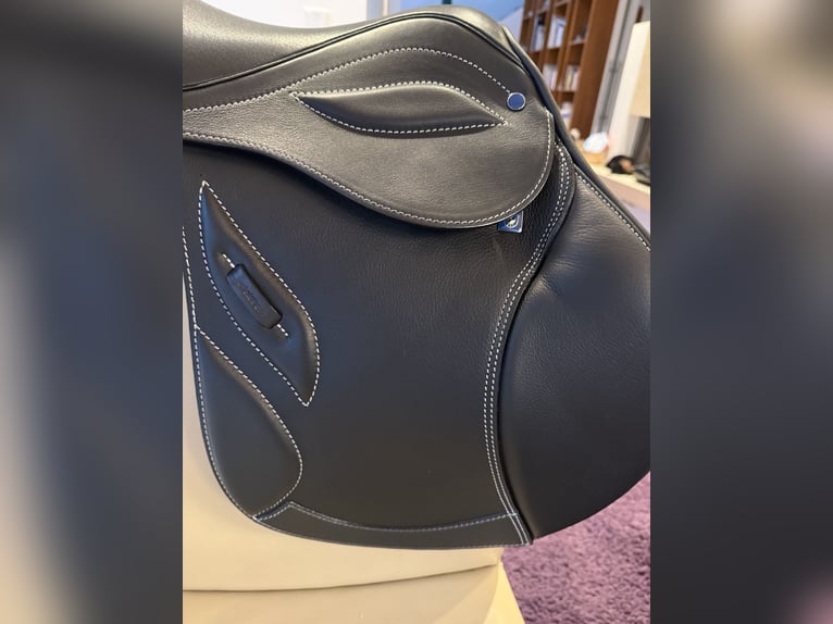 Stubben Phoenix Elite Springsattel – neuwertig, nur 1x benutzt!