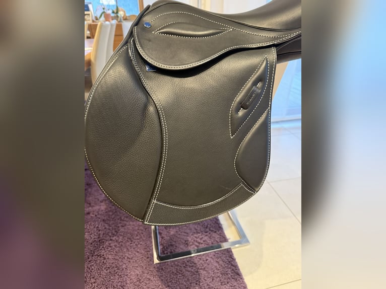 Stubben Phoenix Elite Springsattel – neuwertig, nur 1x benutzt!